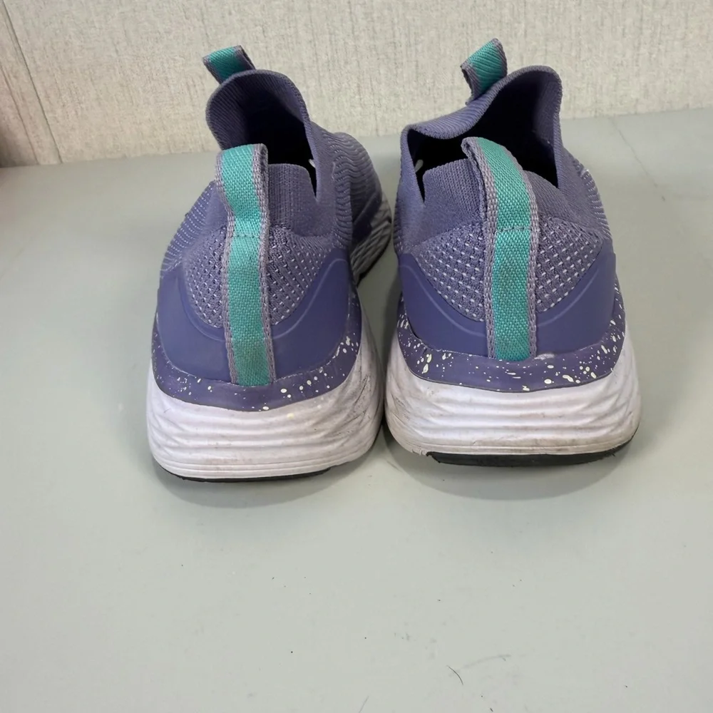 Avia Athletic Shoes Women 8.5 Purple Easy On Comfort Sneakers‎ Light Weight